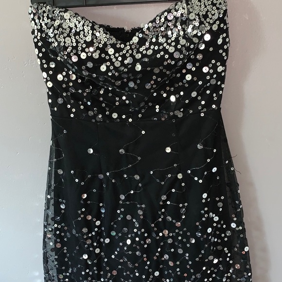 Sparkly strapless mini dress - Picture 1 of 2